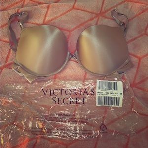 Brand new Victoria secret push up bra!